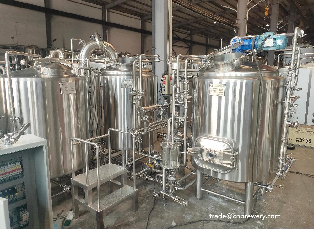 <b>Is it good to start beer brewery with 300L brewery equipment?</b>